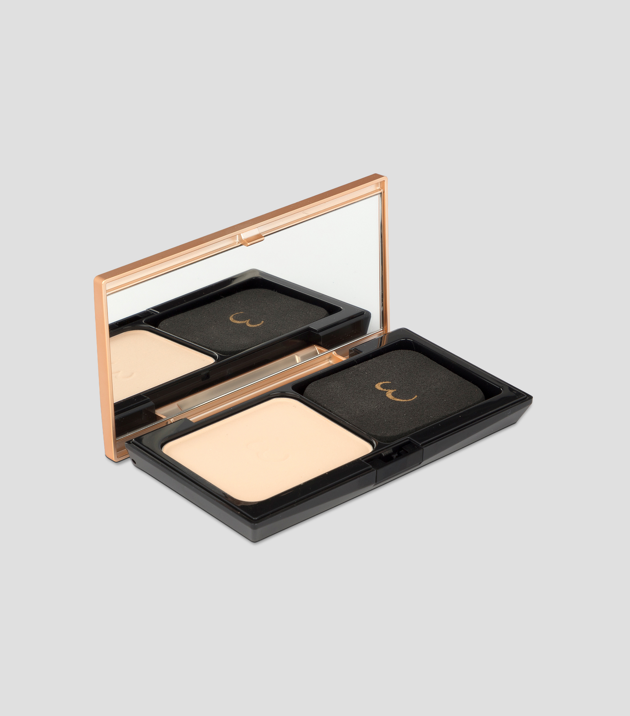 Polvo compacto La Maison Valmont Poudre De Teint Precieuse Porcelaine In Kyoto, 10 gr